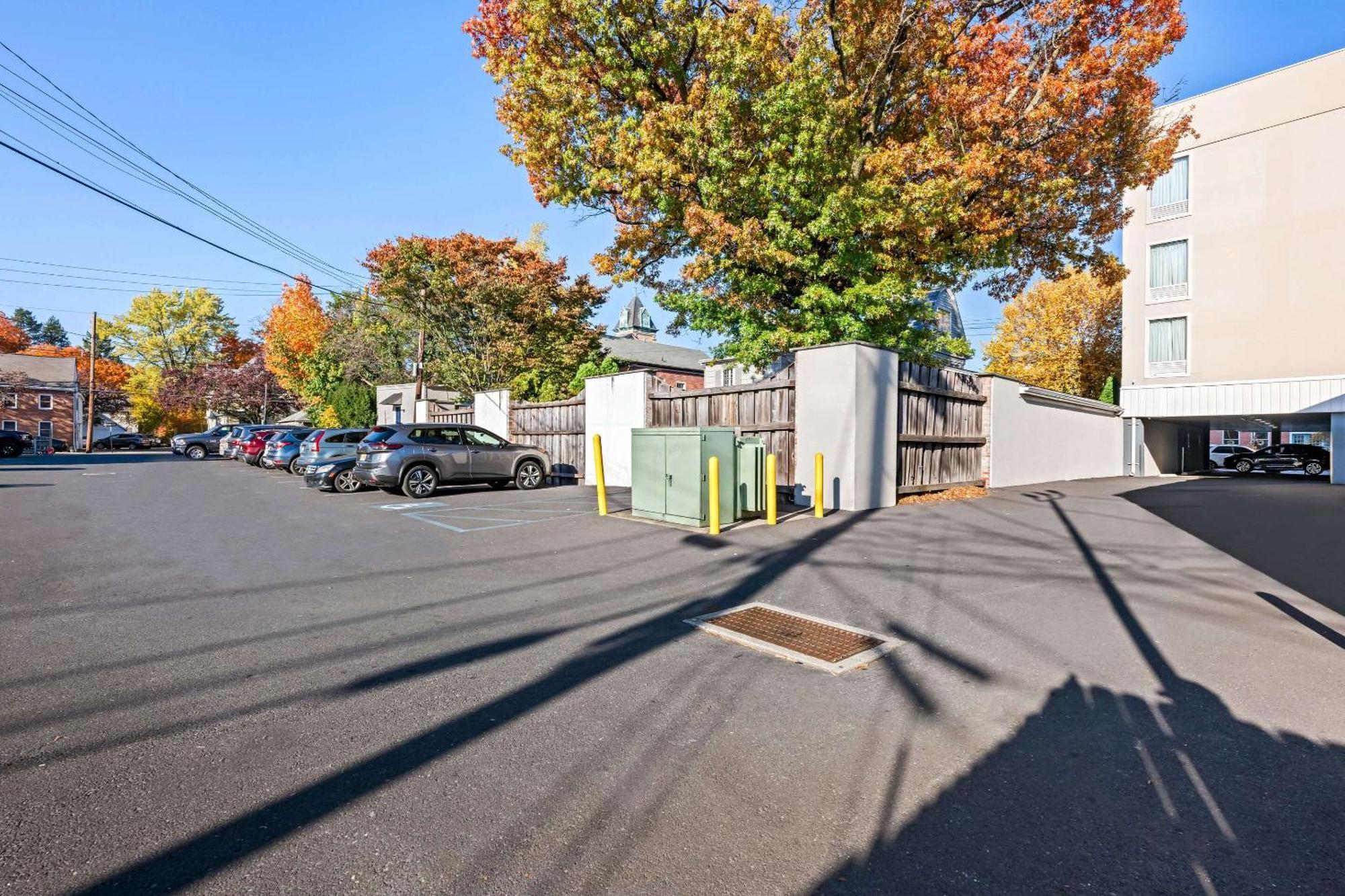 The Penn Stroud, Stroudsburg - Poconos, Ascend Hotel Collection Exteriör bild
