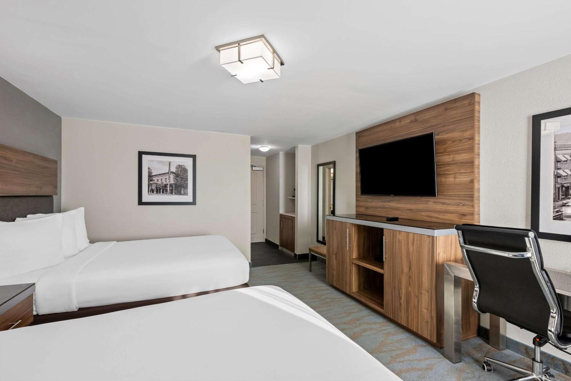 The Penn Stroud, Stroudsburg - Poconos, Ascend Hotel Collection Exteriör bild